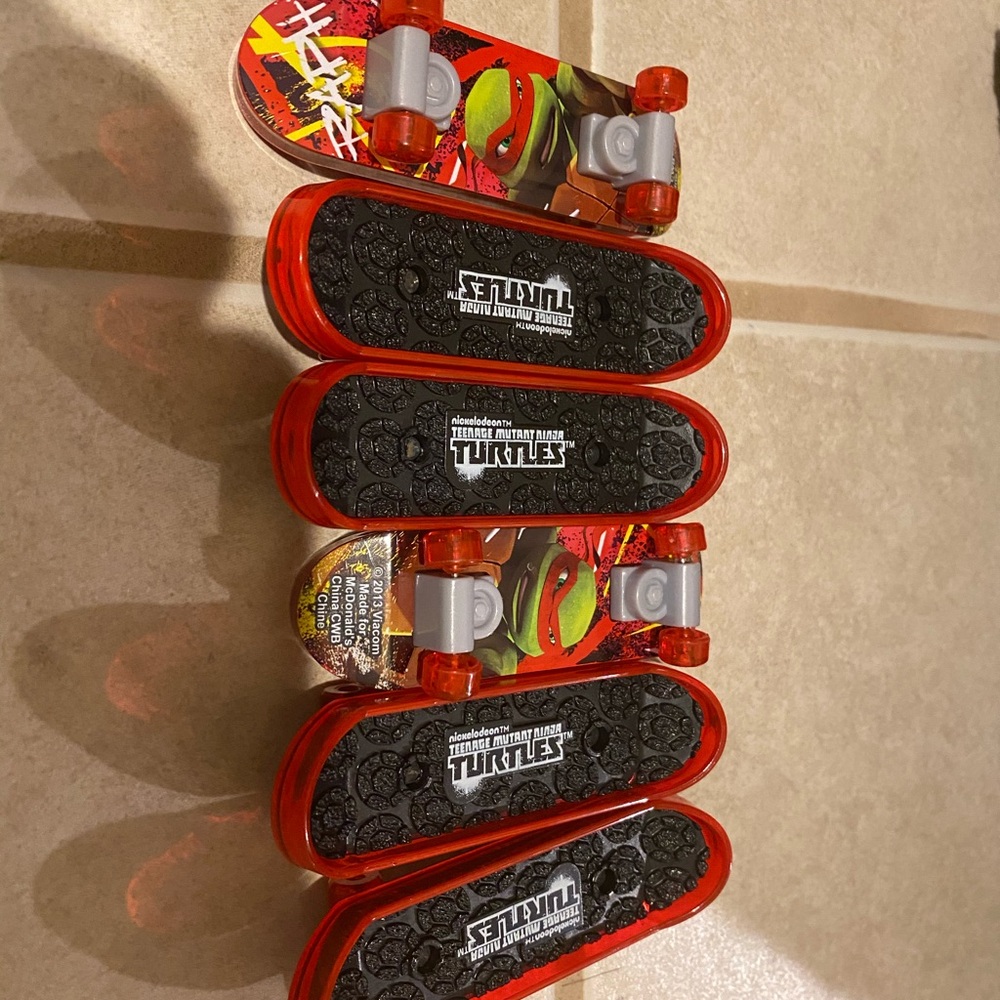 6 Teenage Mutant Ninja Turtles Fingerboards